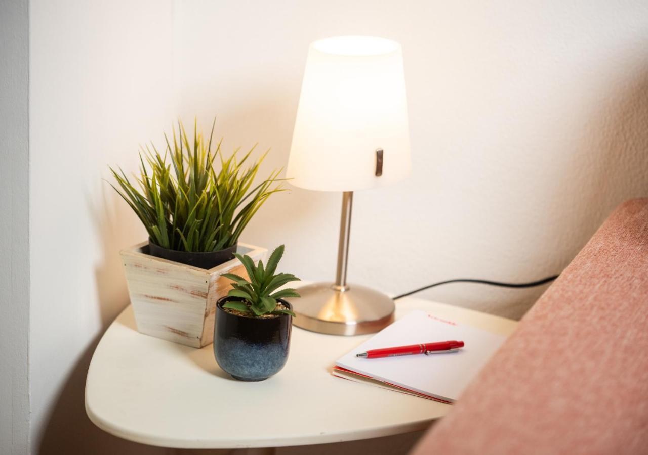 Apartament Milanese Elegance - 15 Minutes Duomo Zewnętrze zdjęcie