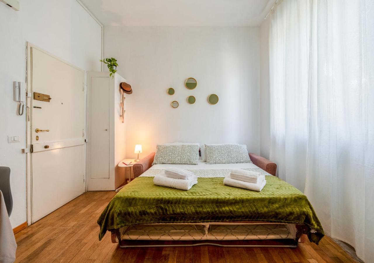 Apartament Milanese Elegance - 15 Minutes Duomo Zewnętrze zdjęcie